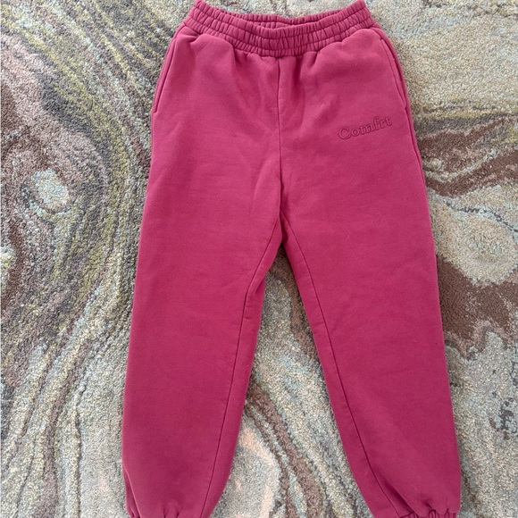 Comfrt Minimalist Sweatpants - Picture 2 of 5